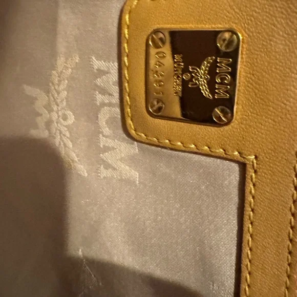 MCM Beige Logo Tote. - Picture 5 of 7